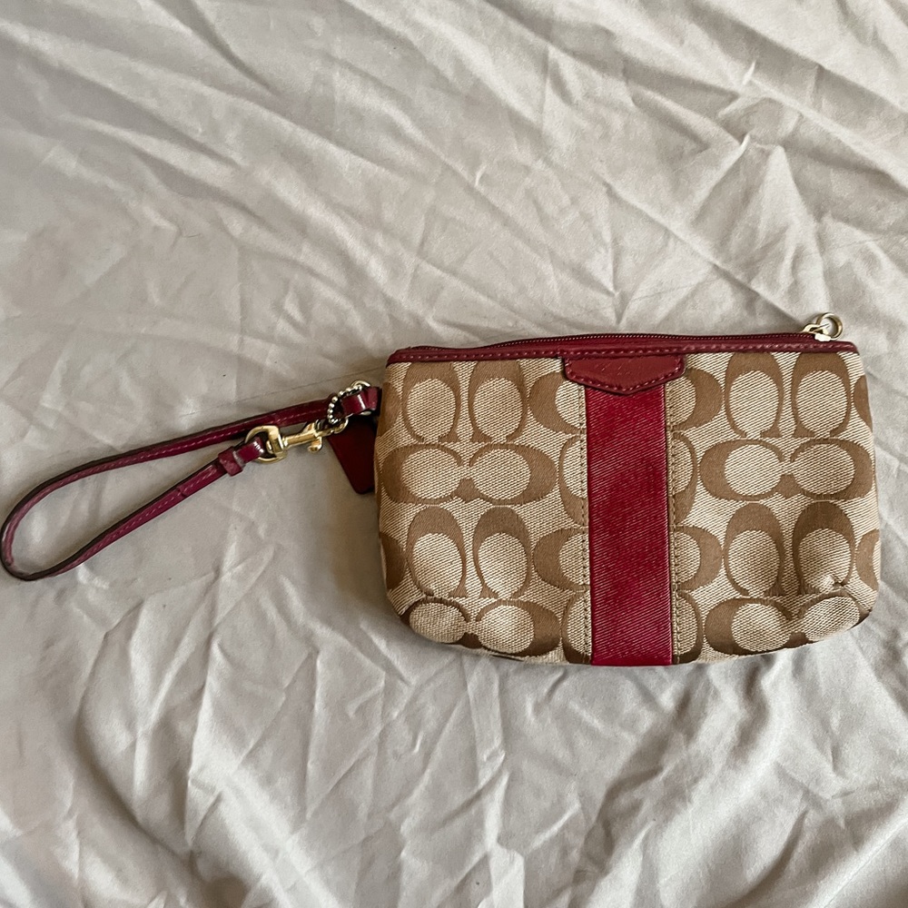 Coach Signature Wristlet burgundy  Vintage